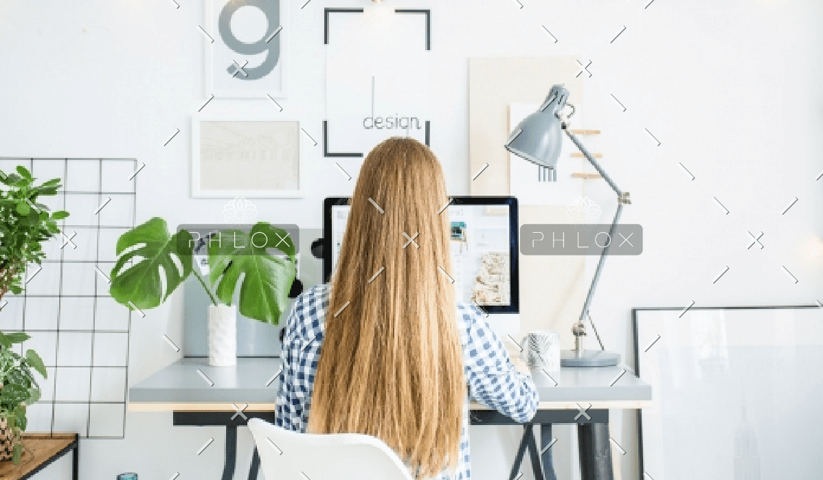 Happy Lady Sitting In Office Coworking While P5AFND8